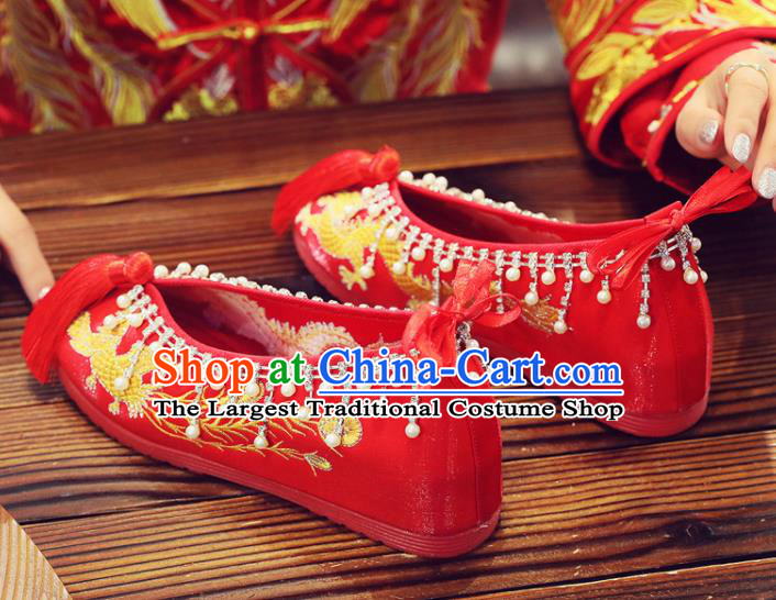China Xiuhe Red Satin Shoes Classical Wedding Shoes Embroidered Pearls Shoes Handmade Bride Shoes