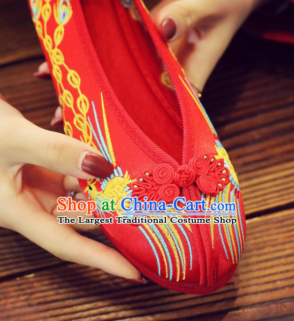 China Handmade Bride Shoes Xiuhe Red Satin Shoes Classical Wedding Shoes Embroidered Phoenix Shoes