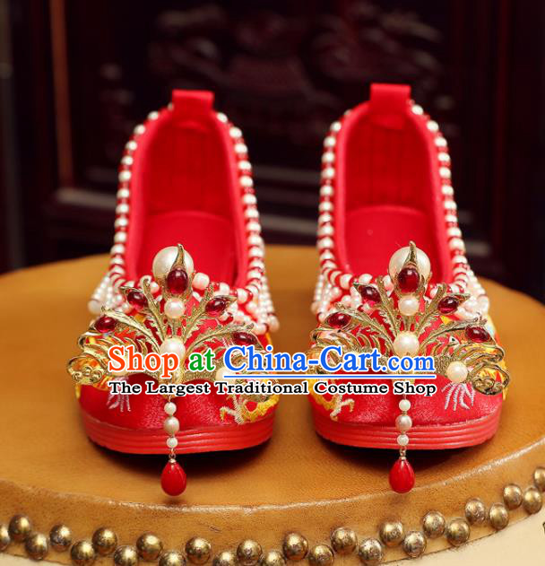 China Hanfu Shoes Classical Wedding Shoes Embroidered Pearls Shoes Handmade Golden Phoenix Bride Shoes XiuHe Red Satin Shoes