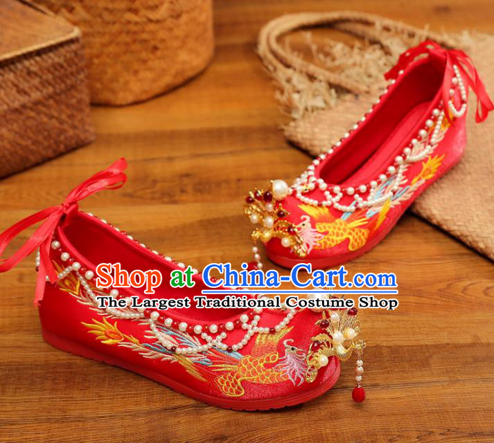 China Hanfu Shoes Classical Wedding Shoes Embroidered Pearls Shoes Handmade Golden Phoenix Bride Shoes XiuHe Red Satin Shoes