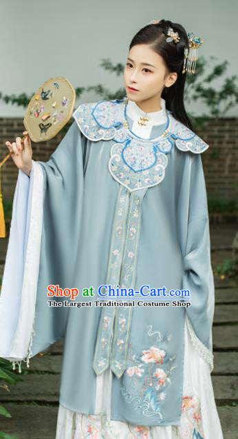 China Traditional Ming Dynasty Palace Princess Embroidered Historical Clothing Ancient Royal Infanta Hanfu Dress Garments