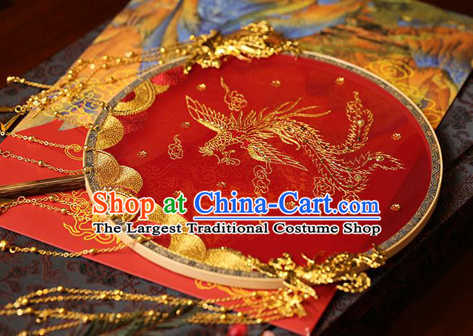 China Traditional Hanfu Golden Phoenix Tassel Circular Fans Wedding Bride Embroidered Fan Handmade Red Silk Palace Fan