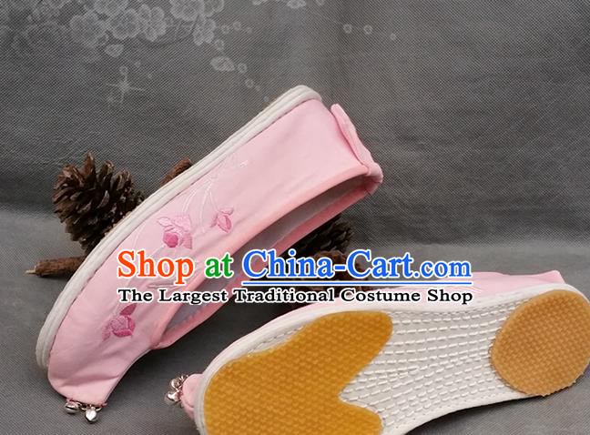 Handmade China National Woman Pink Satin Shoes Yunnan Ethnic Embroidered Shoes Folk Dance Shoes