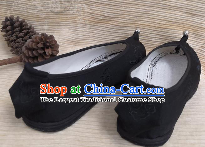 Handmade China Yunnan Embroidered Cloud Shoes Ethnic Folk Dance Shoes National Woman Black Cloth Shoes