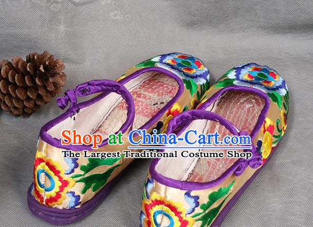 Handmade China Yunnan Embroidered Peony Shoes Bride Shoes Ethnic Dance Shoes National Woman Yellow Satin Shoes