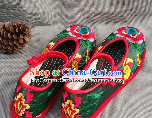 Handmade China National Woman Green Satin Shoes Yunnan Embroidered Peony Shoes Bride Shoes Ethnic Dance Shoes
