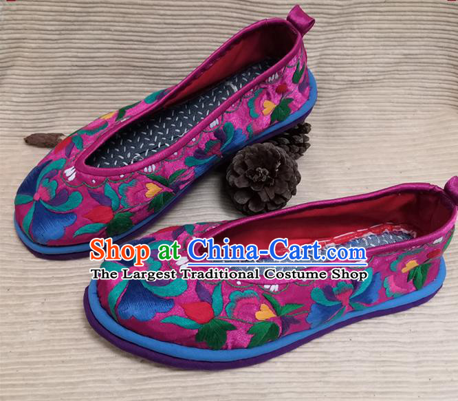 Handmade China Folk Dance Shoes National Woman Strong Cloth Shoes Yunnan Ethnic Rosy Embroidered Shoes