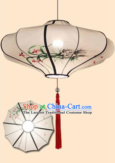China Handmade Printing Orchids Lantern Classical White Cloth Hanging Lotus Lamp Traditional Festival Palace Lanterns