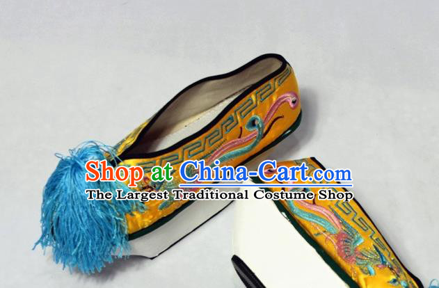 China Traditional Peking Opera Empress Boots Peking Opera Queen Yellow Embroidered Shoes Opera Actress Satin Shoes