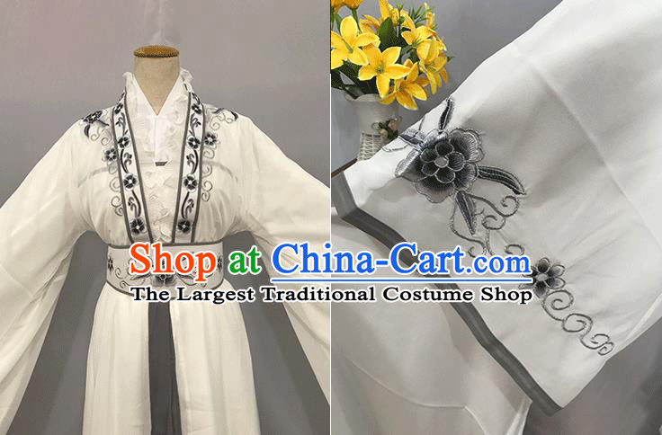 China Ancient Young Beauty Garment Costumes Traditional Yue Opera Swordswoman White Dress Outfits Peking Opera Diva Clothing