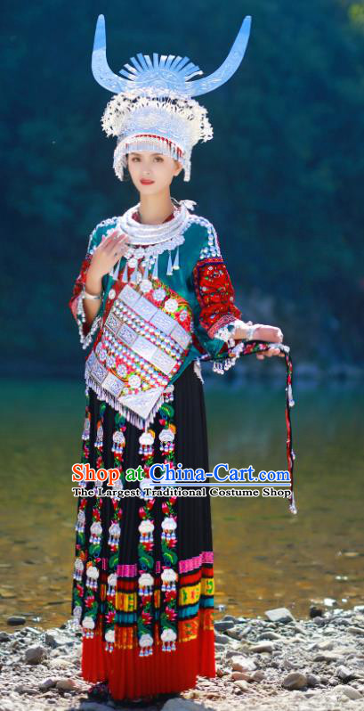 Chinese Miao Minority Folk Dance Dress Guizhou Ethnic Performance Outfits Hmong Nationality Woman Clothing Festival Dance Garments