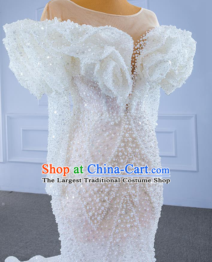 Custom Bride Embroidery Beads Full Dress Stage Show Costume Luxury Compere Clothing Vintage White Trailing Wedding Dress Ceremony Formal Garment