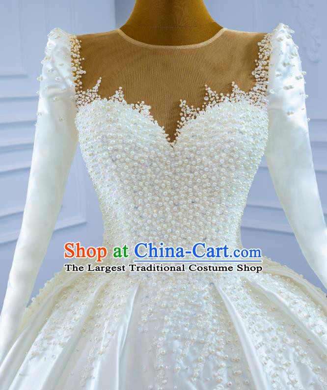 Custom Compere Vintage Clothing Luxury Embroidery Pearls Wedding Dress Ceremony Garment Marriage Bride White Satin Trailing Full Dress Catwalks Formal Costume