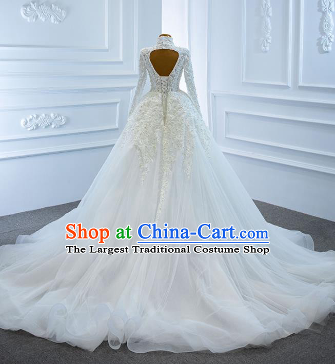 Custom Vintage Trailing Wedding Dress Luxury Formal Garment Bride Embroidery Pearls Full Dress Catwalks Princess Costume Ceremony Compere Clothing