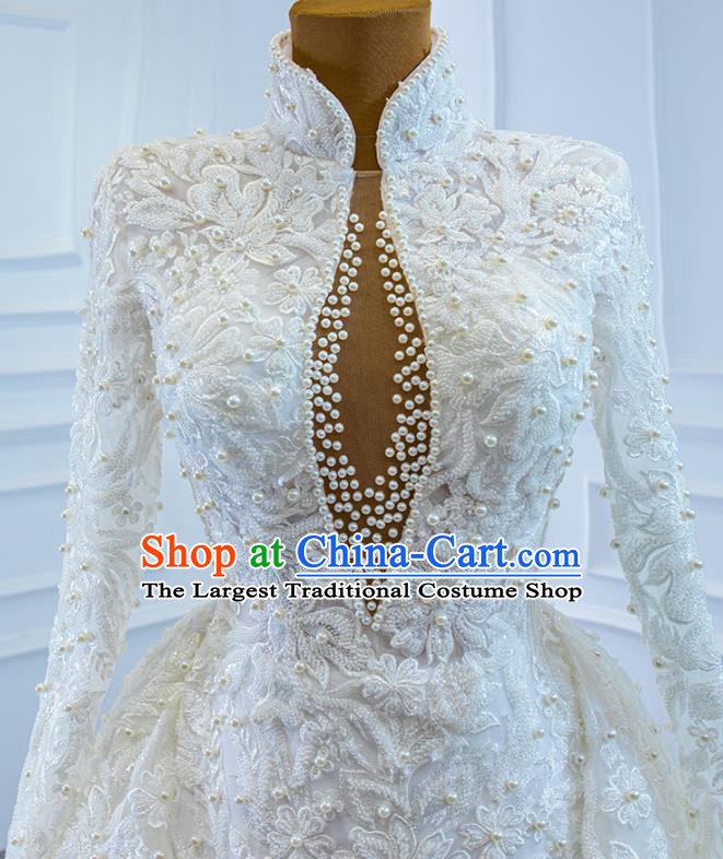 Custom Vintage Trailing Wedding Dress Luxury Formal Garment Bride Embroidery Pearls Full Dress Catwalks Princess Costume Ceremony Compere Clothing