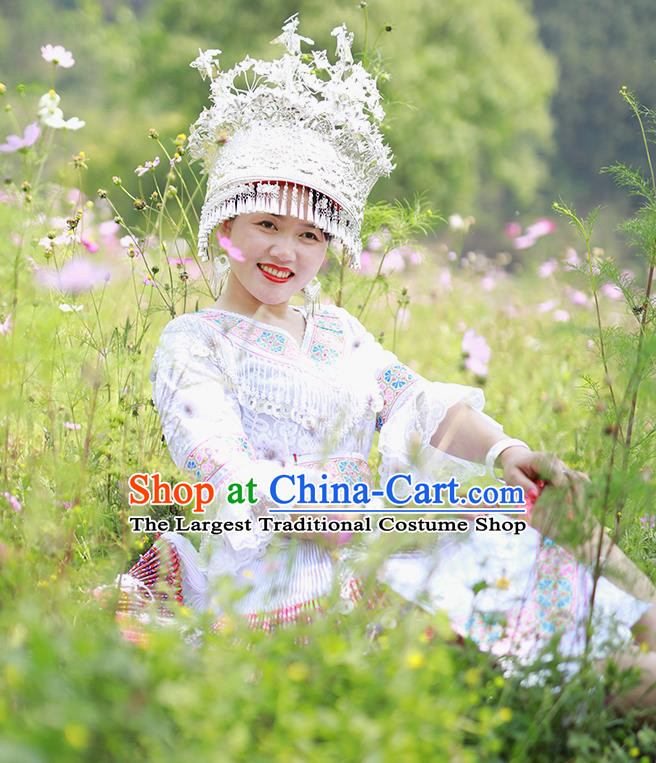 China Miao Nationality Woman Clothing Photography Clothing Hmong Ethnic Dance White Dress Outfits Traditional Yunnan Minority Garment Costumes