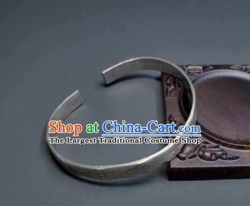 China Ancient Imperial Consort Bracelet Traditional Silver Carving Wristlet Accessories Handmade Qing Dynasty Bangle Jewelry