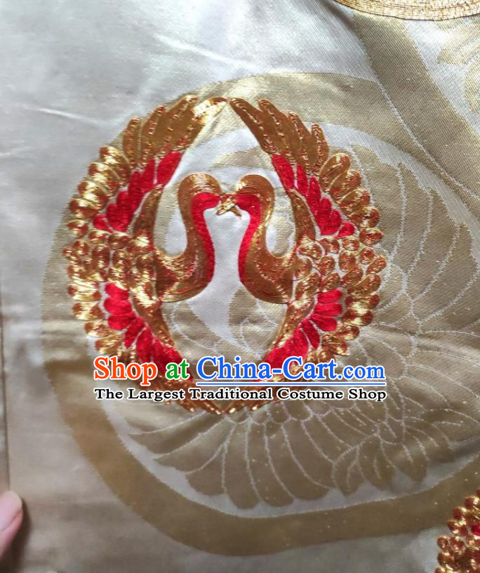Japan Classical Cranes Pattern Uchikake Kimono Clothing Wedding Bride Embroidered Garment Costume Traditional Court Empress Golden Yukata Dress