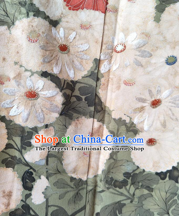 Japan Traditional Painting Green Yukata Dress Classical Chrysanthemum Pattern Furisode Kimono Clothing Elderly Woman Garment Costume
