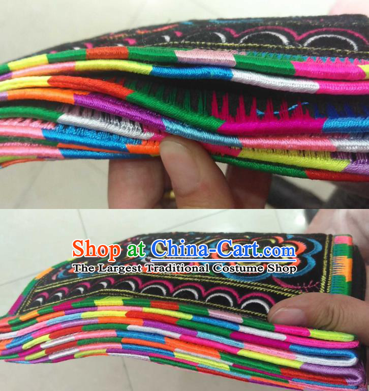 China Liangshan Ethnic Group Festival Braid Hairpieces Handmade Embroidered Tile Hat Yi Minority Woman Folk Dance Cape Headdress