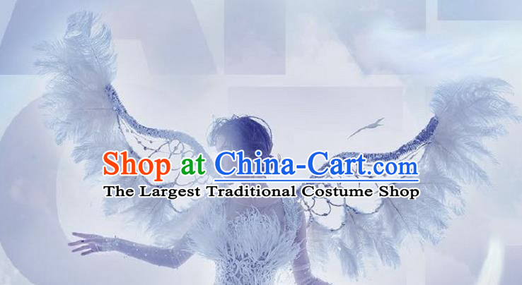 Custom Stage Show Prop Accessories Christmas Performance Deluxe White Feather Wings Miami Catwalks Back Decorations Halloween Cosplay Angel Wing