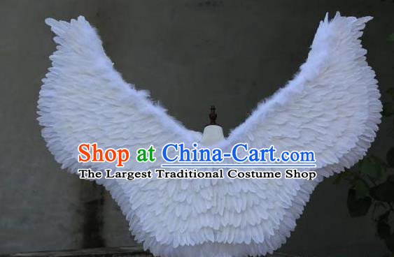 Custom Carnival Parade Wear Miami Show Back Decorations Cosplay White Feather Angel Wings Catwalks Model Props Halloween Fancy Ball Accessories