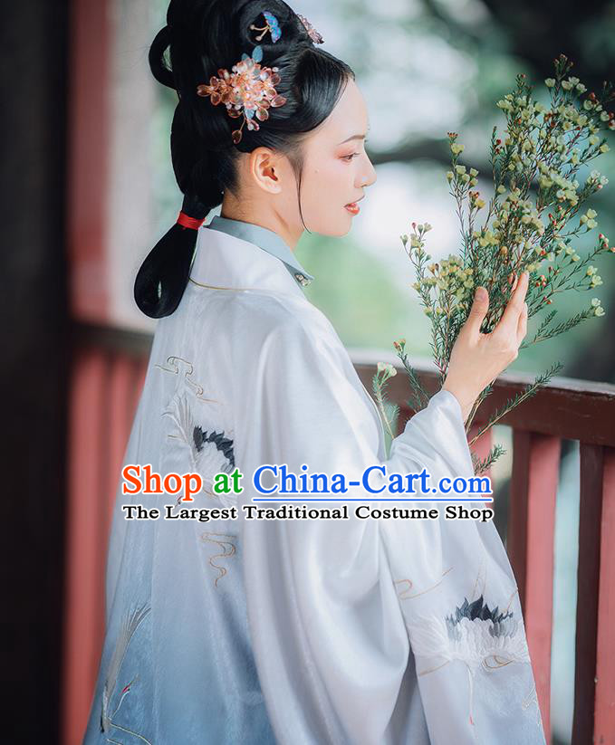 China Traditional Imperial Mistress Historical Clothing Ancient Royal Countess Blue Hanfu Dress Attire Ming Dynasty Young Woman Garment Costumes