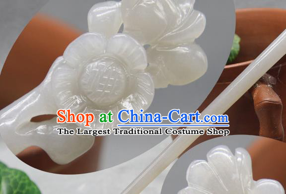 China Handmade Jade Carving Plum Blossom Hairpin Traditional Hair Accessories Cheongsam Headpiece Ancient Palace Lady Hair Stick