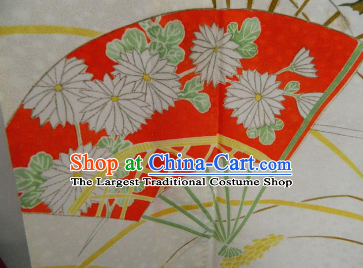 Japanese Young Woman White Silk Yukata Dress Classical Fans Pattern Tsukesage Kimono Clothing Traditional Festival Garment Costume