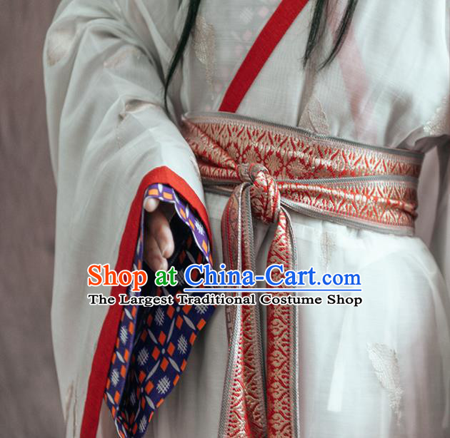 China Song Dynasty Young Beauty White Hanfu Dress Traditional Court Woman Historical Costumes Ancient Aristocratic Lady Garment Clothing