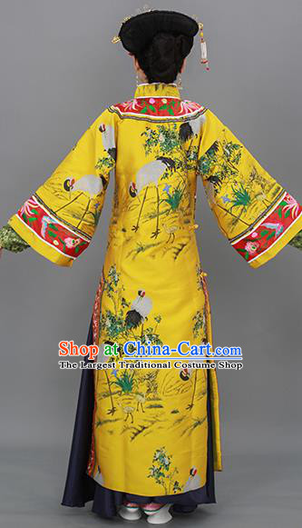 Chinese Ancient Imperial Consort Clothing Court Empress Golden Dress Qing Dynasty Manchu Woman Costume