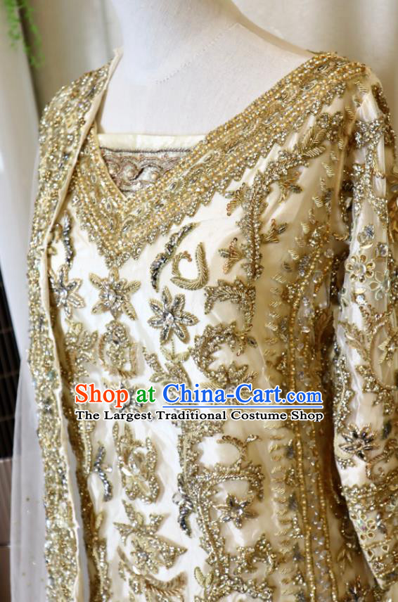 India Bride Clothing Traditional Garment Costumes Indian Wedding Dress Top Embroidered Champagne Lengha Outfit
