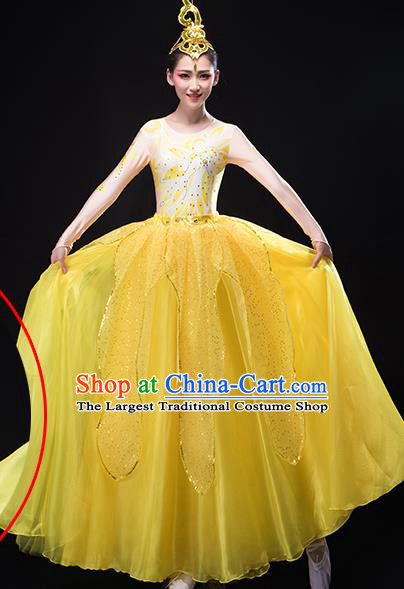 Chinese Women Group Dance Garment Modern Dance Costume Stage Performance Yellow Dress Opening Dance Clothing