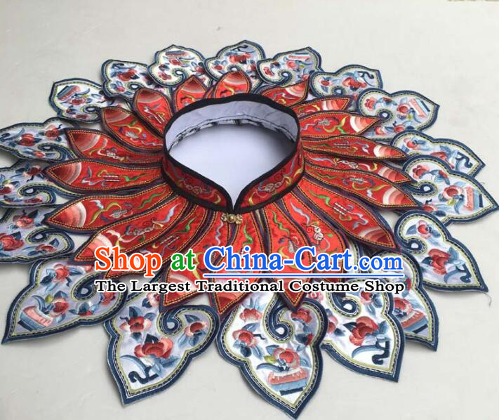 Chinese Qing Dynasty Cloud Shoulder Traditional Yunjian Cappa Shawl Embroidered Collar Accessories