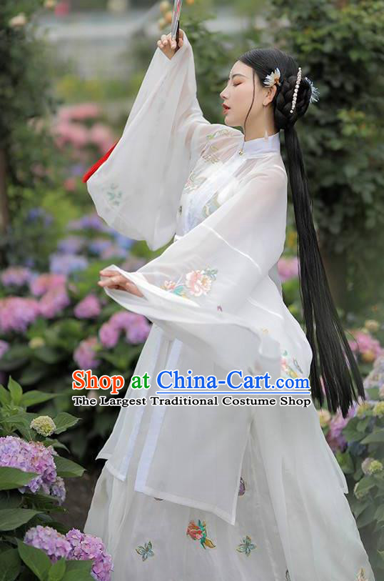 Chinese Ancient Young Beauty Clothing Ming Dynasty Garment Costumes Traditional Hanfu Embroidered White Blouse and Skirt Complete Set