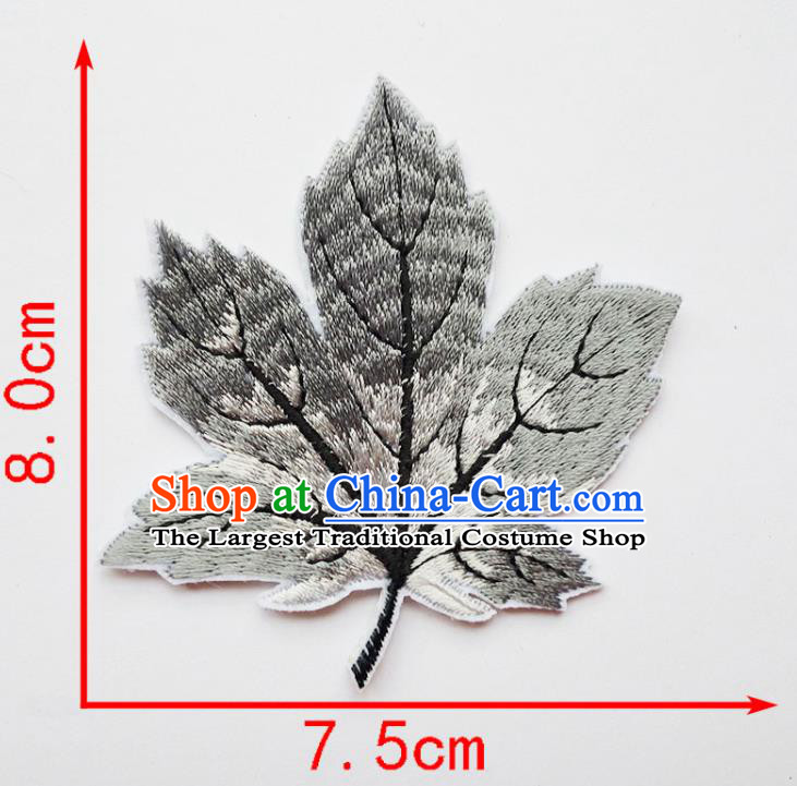 Top Embroidered Maple Leaf Patch Garment Accessories