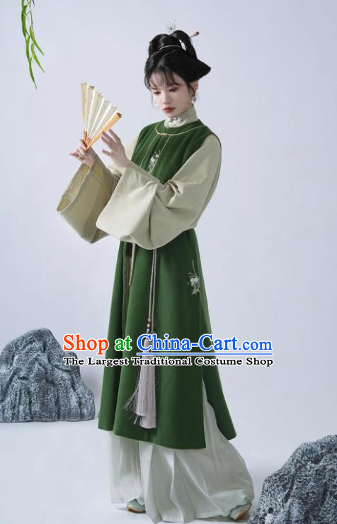 China Ming Dynasty Replica Costumes Young Woman Hanfu Traditional Fashion Ancient Noble Mistress Outfit