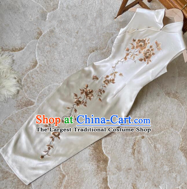 Chinese Embroidered Peony Long Qipao Elegant Dress Champagne Retro Cheongsam