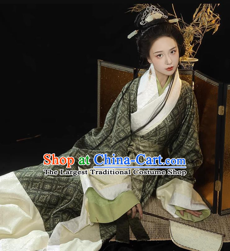 China Ancient Royal Princess Clothing Han Dynasty Noble Woman Replica Costumes Hanfu Mawangdui Quju Curving Front Robe