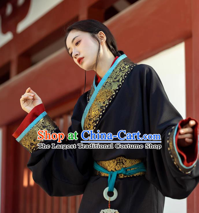 China Ancient Noble Woman Clothing The Warring States Period Young Mistress Costumes Traditional Hanfu Black Straight Front Robe