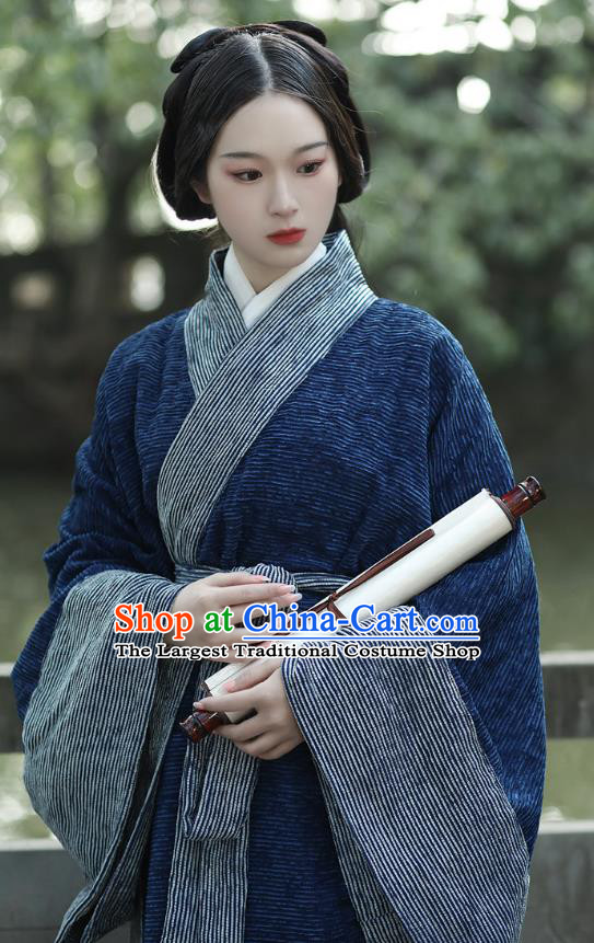 Chinese Qin Dynasty Princess Straight Front Robe Ancient Palace Lady Clothing Traditional Han Fu Deep Blue Dress