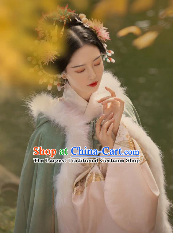 China Ancient Princess Costume Ming Dynasty Court Woman Clothing Traditional Hanfu Green Winter Cloak