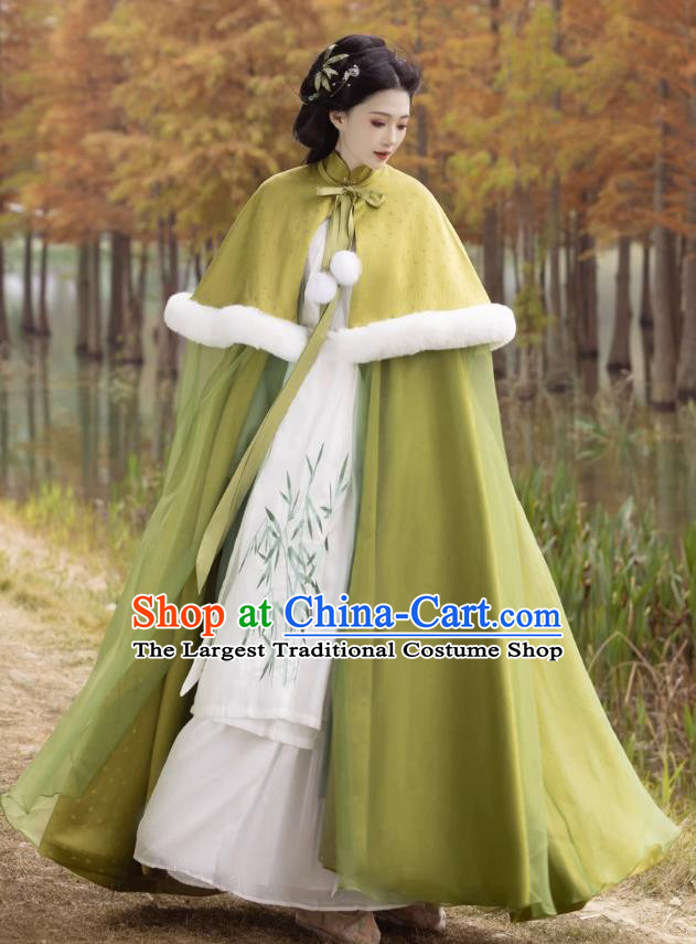 China Song Dynasty Princess Green Cloak Traditional Winter Hanfu Ancient Young Woman Long Mantle