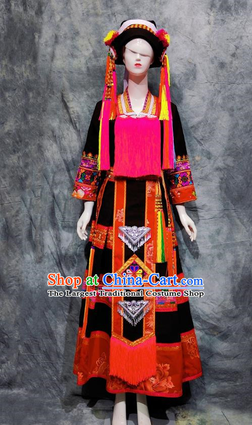 Yao People Dress Up In Ethnic Minority Costumes For Catwalk Performances On March 3rd