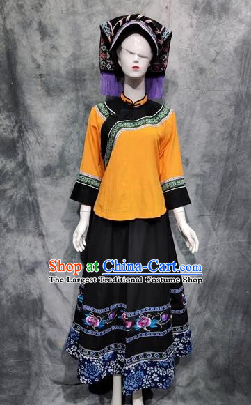 Buyi Ethnic Costumes Minority Performance Costumes Yunnan