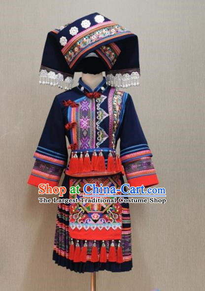 Guangxi Zhuang Nationality March 3rd Minority Minority Short Embroidered Costumes