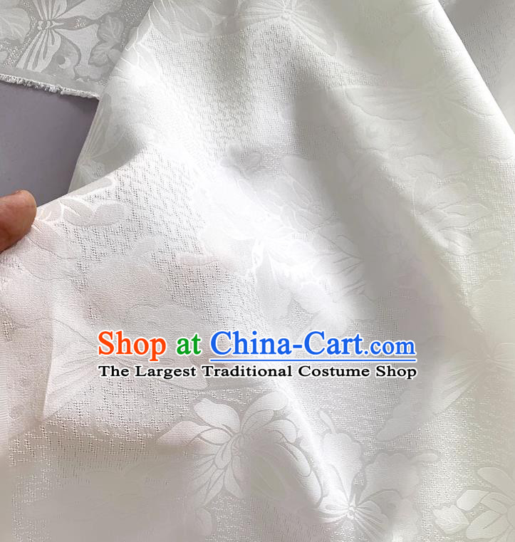 White China Classical Mulberry Silk Traditional Butterfly Pattern Fabric Cheongsam Cloth Jacquard Damask