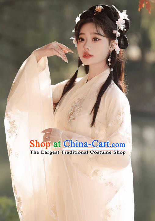 China Ancient Palace Princess Clothing Traditional Champagne Hanfu Dress Jin Dynasty Young Woman Costumes