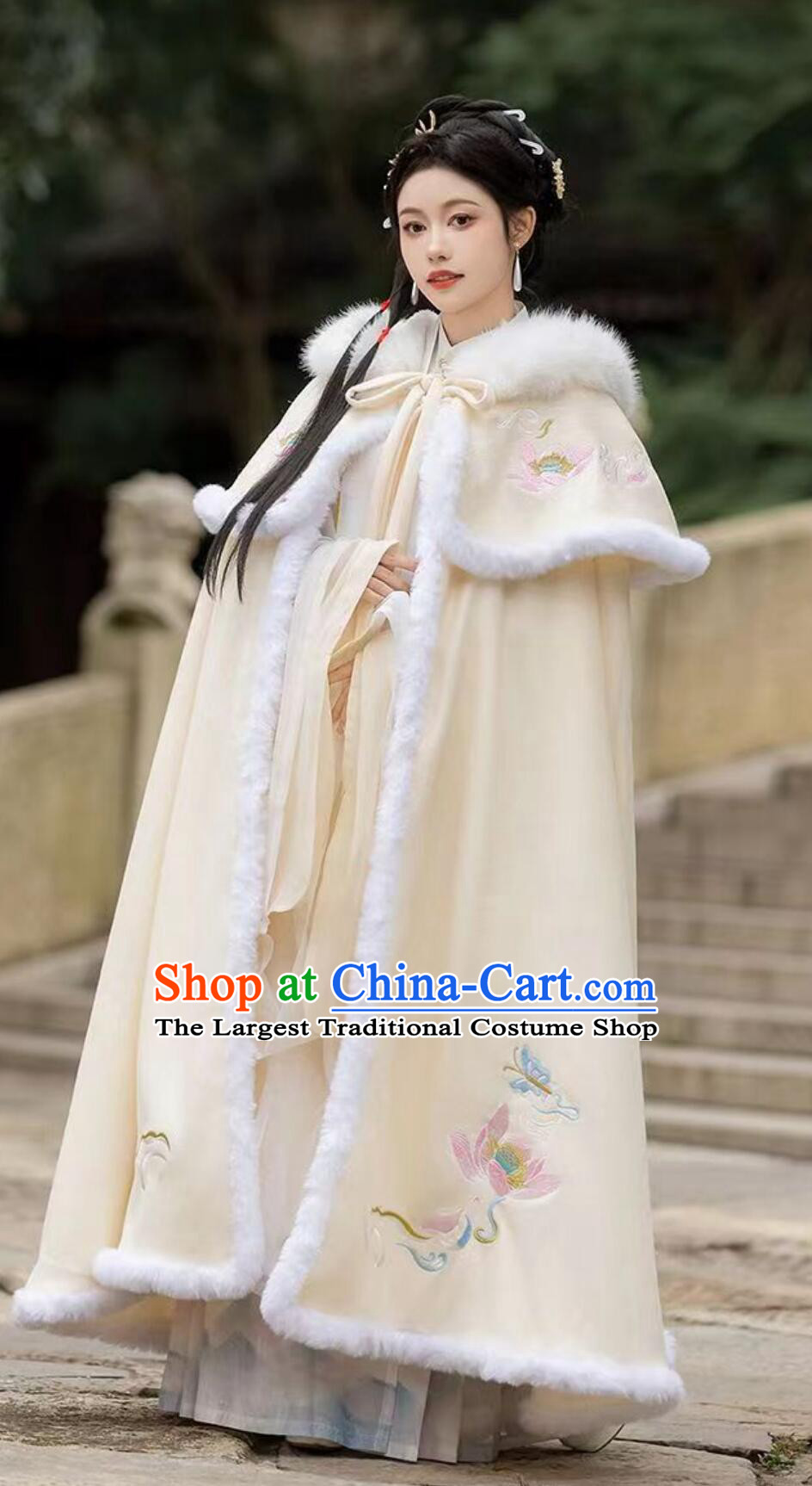 Traditional Chinese Hanfu Cloak Embroidered Warm Cape Ancient China Pricess Clothing