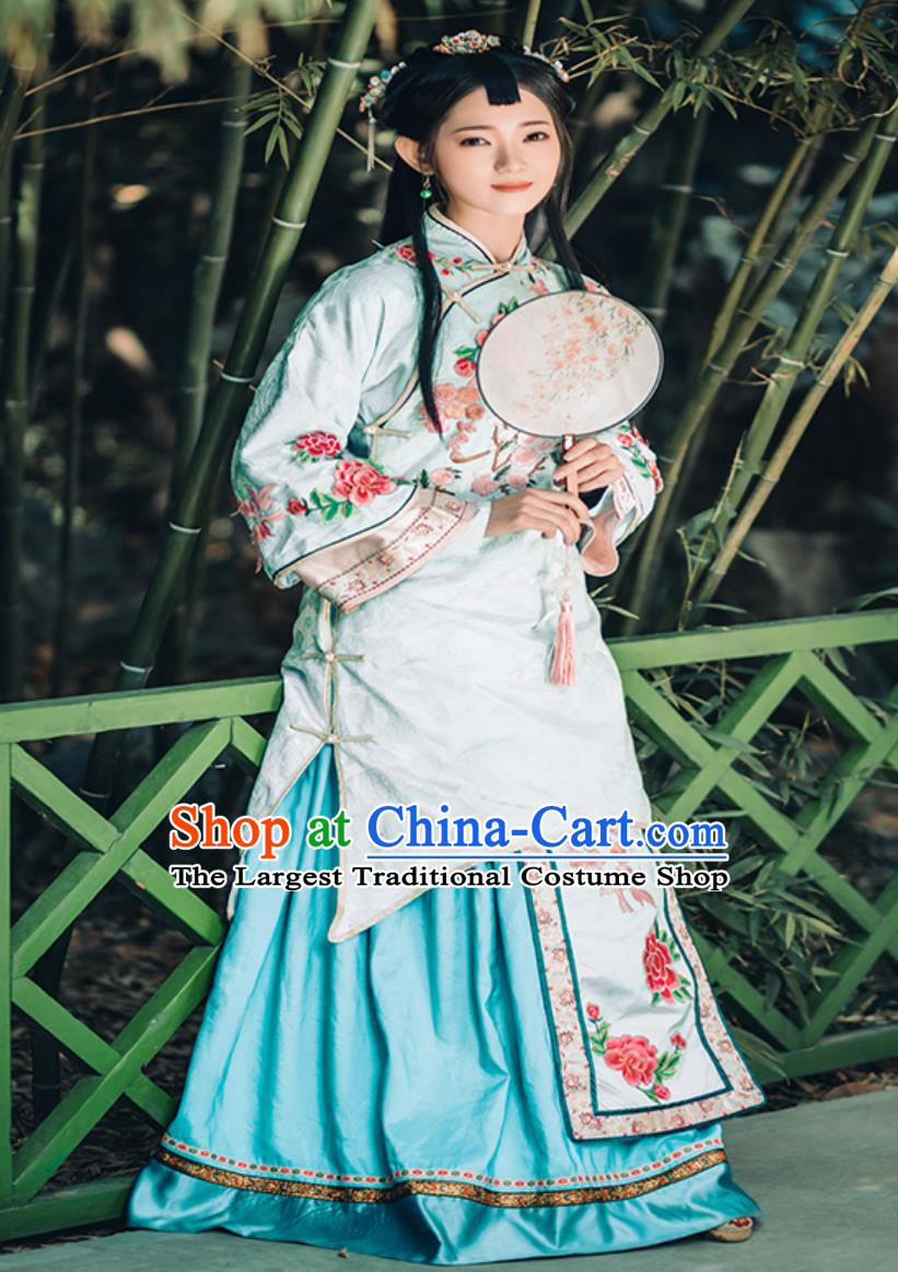 Chinese Traditional Light Green Dress Ancient China Noble Lady Costume Late Qing Dynasty Woman Clothing